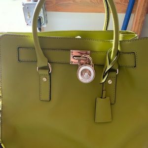 Michael Kors Hamilton